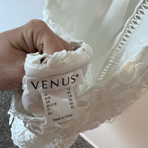 Halter top - Picture 4 of 4